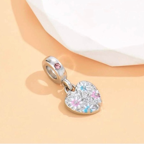 💐💖Dainty Heart with Flowers /Silvertone Charm* Pandora STYLE*  1 Pc  NWT - Picture 6 of 8